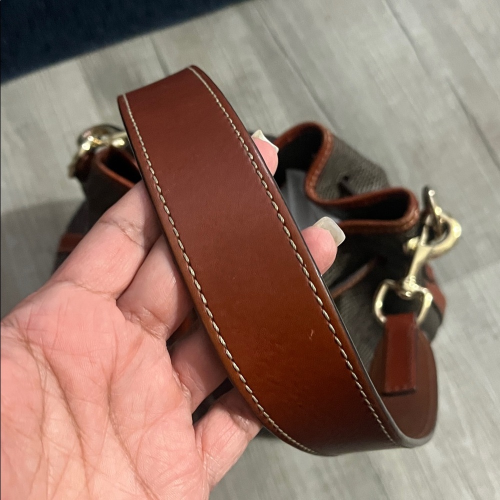 Dooney & Bourke Bag - Picture 4 of 14